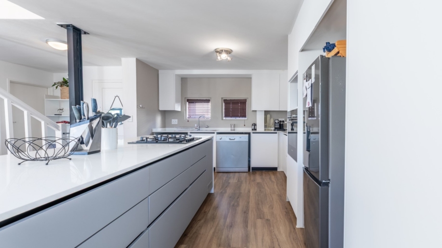 2 Bedroom Property for Sale in Melkbosstrand Central Western Cape